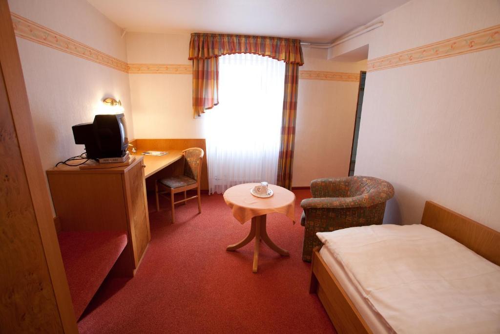Landhotel Teuteberg Бад-Арользен Номер фото