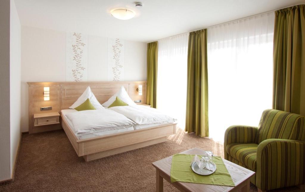 Landhotel Teuteberg Бад-Арользен Номер фото