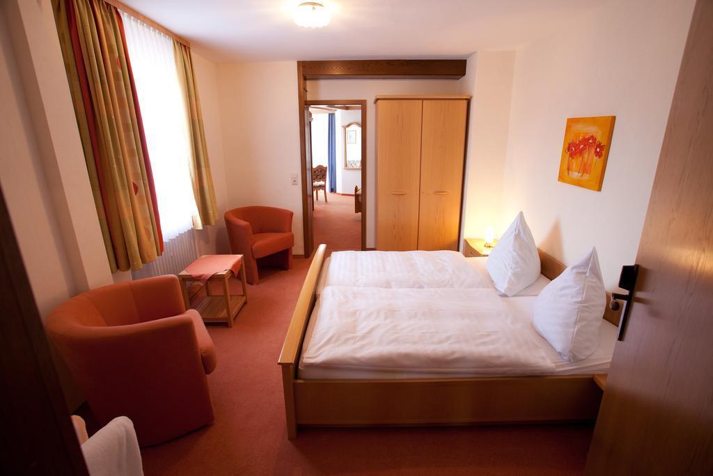 Landhotel Teuteberg Бад-Арользен Номер фото