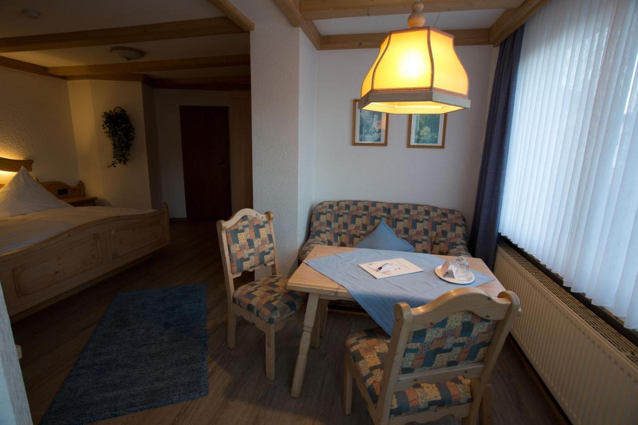 Landhotel Teuteberg Бад-Арользен Экстерьер фото